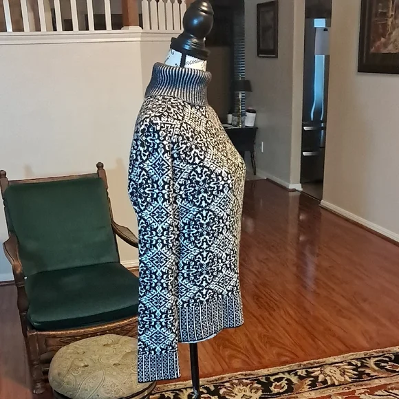 Talbots Cotton  Sweater Medium - Picture 2 of 5